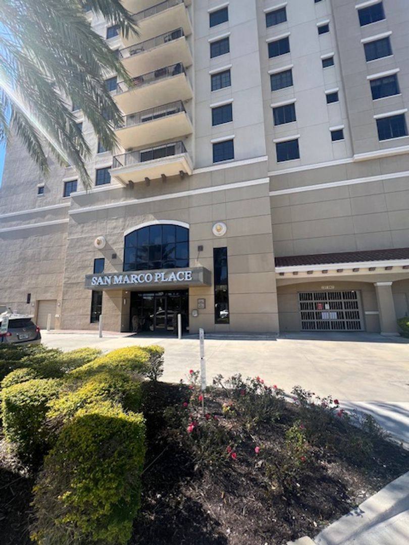 Condo for rent at 1478 Riverplace Blvd, Jacksonville, FL 32207