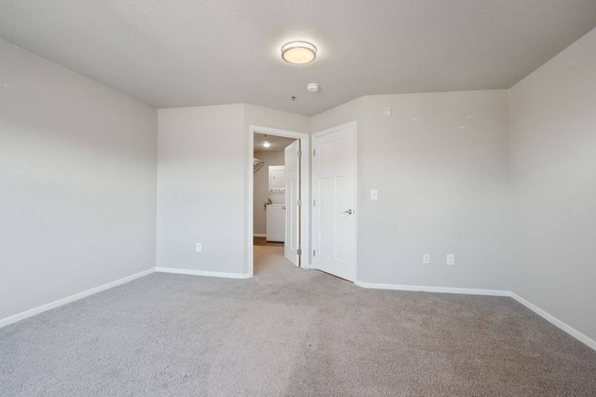 Apartment for rent at 45 W Jefferson St, Waterloo, IA 50701