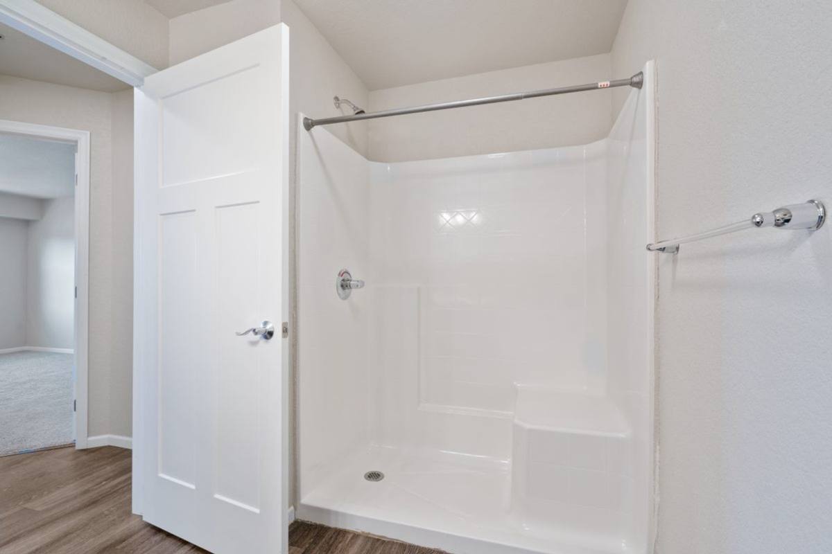 Apartment for rent at 45 W Jefferson St, Waterloo, IA 50701