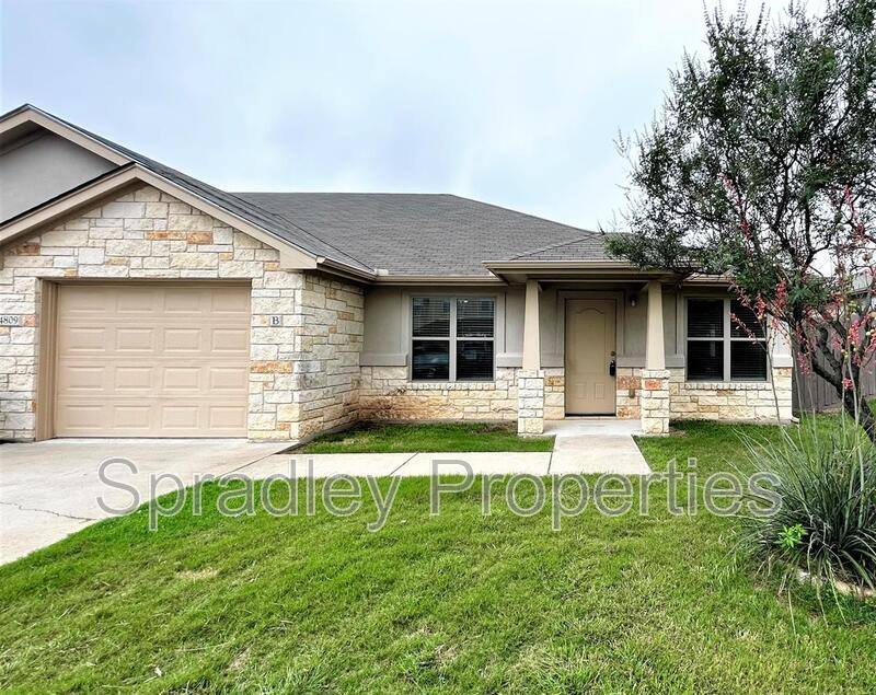 Apartment for rent at 4809B Deep Dr, Temple, TX 76502