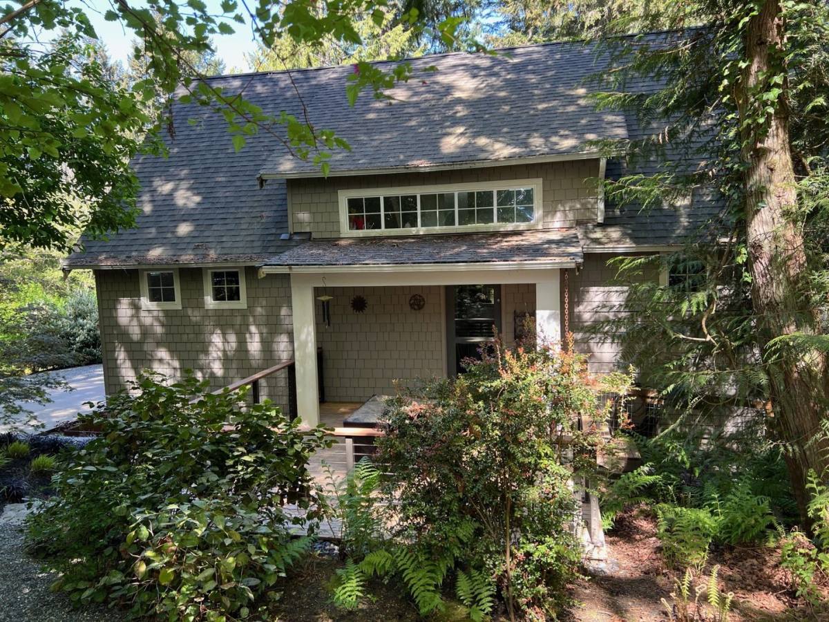 House for rent at 8174 Hansen Rd NE, Bainbridge Island, WA 98110