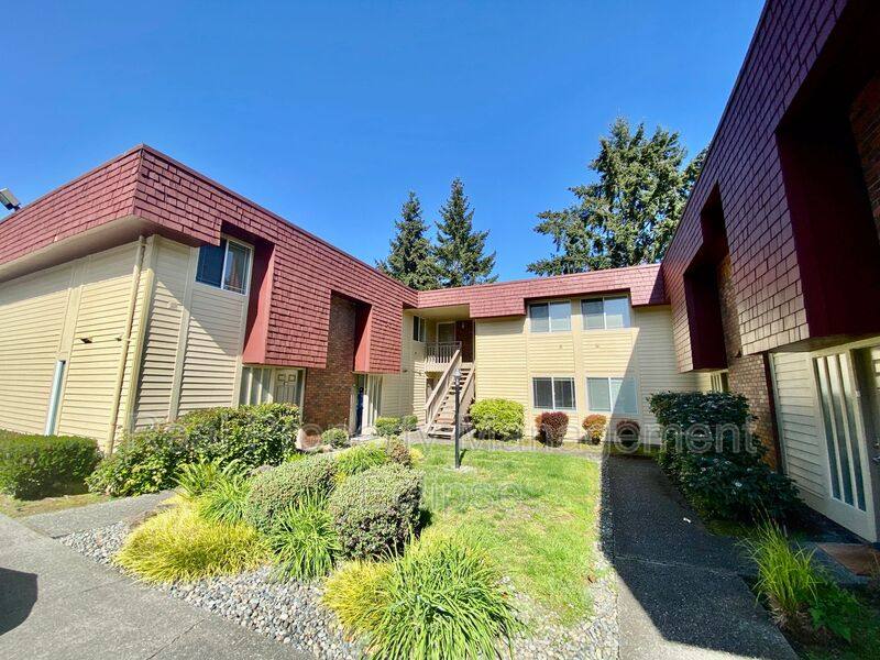 Condo for rent at 504 142nd Ave SE #85, Bellevue, WA 98007