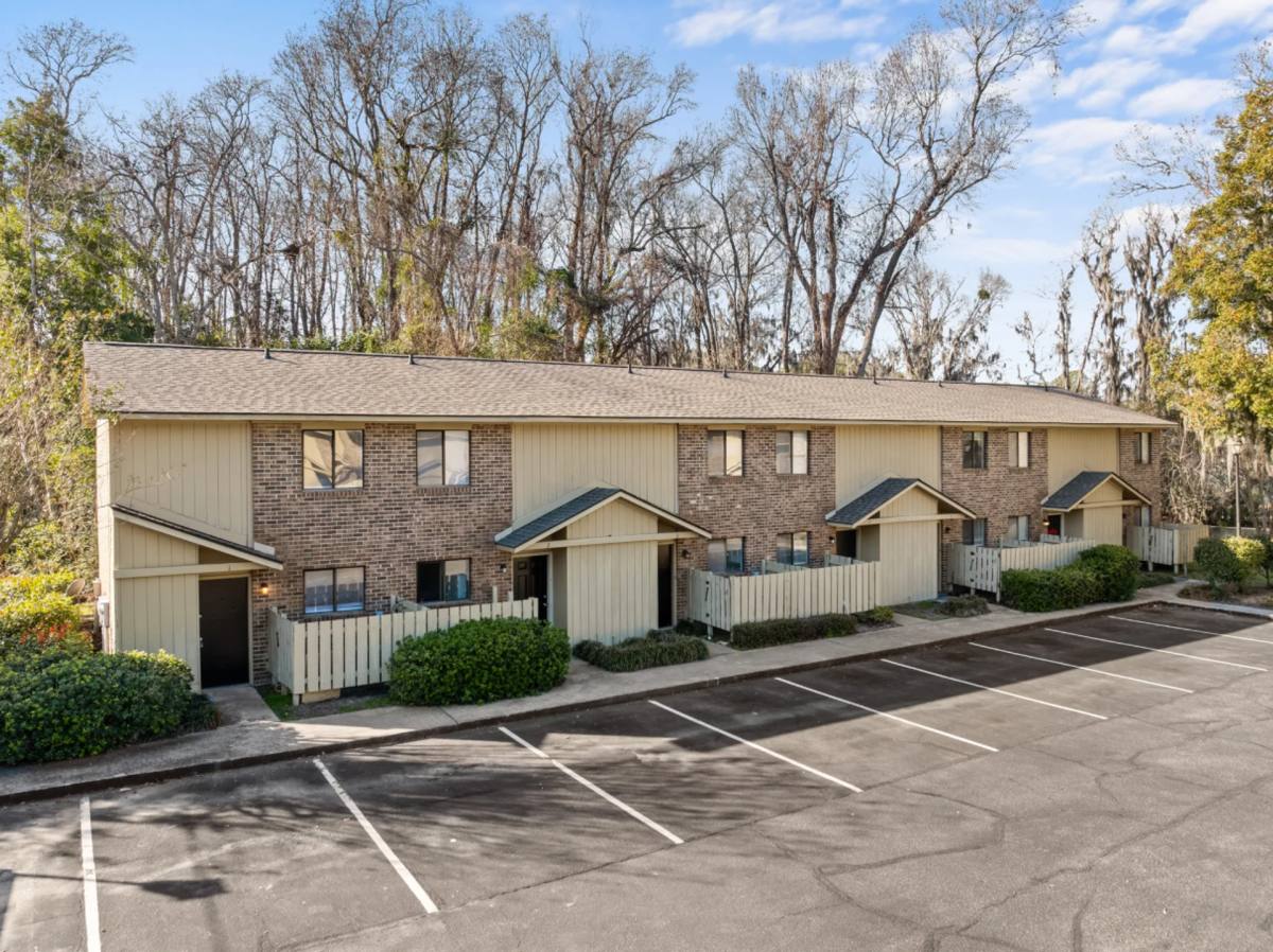 Townhouse for rent at 2807 Waddell Rd, Beaufort, SC 29902