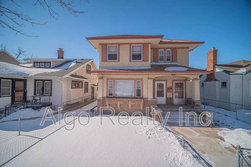 Apartment for rent at 1519 Queen Ave N #1, Minneapolis, MN 55411