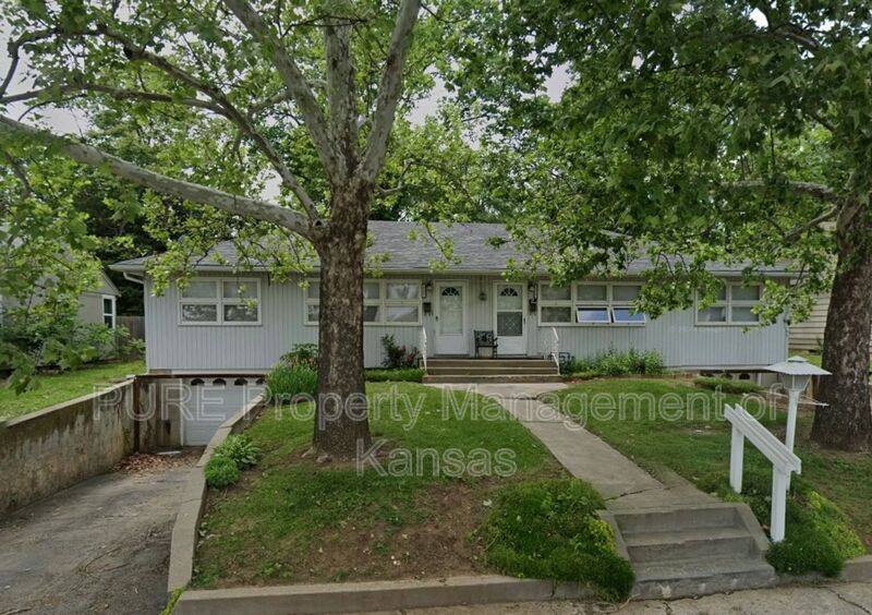 House for rent at 2115 SW Van Buren, Topeka, KS 66611