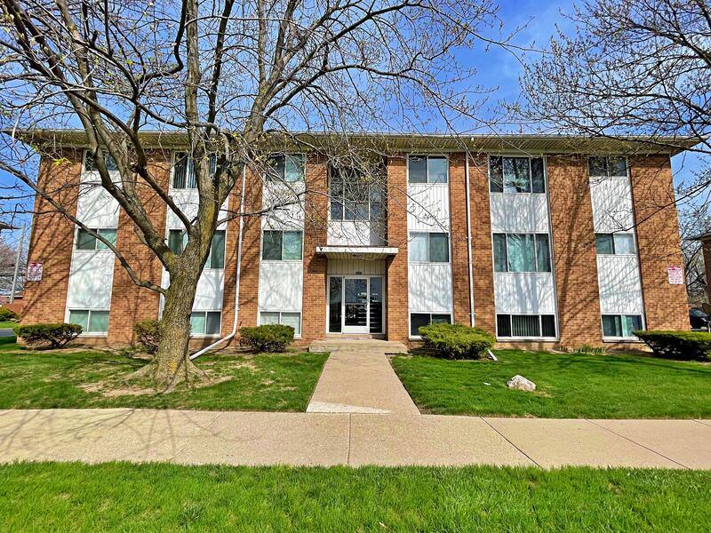 Apartment for rent at 4245 Quarry Rd #11, Wyandotte, MI 48192