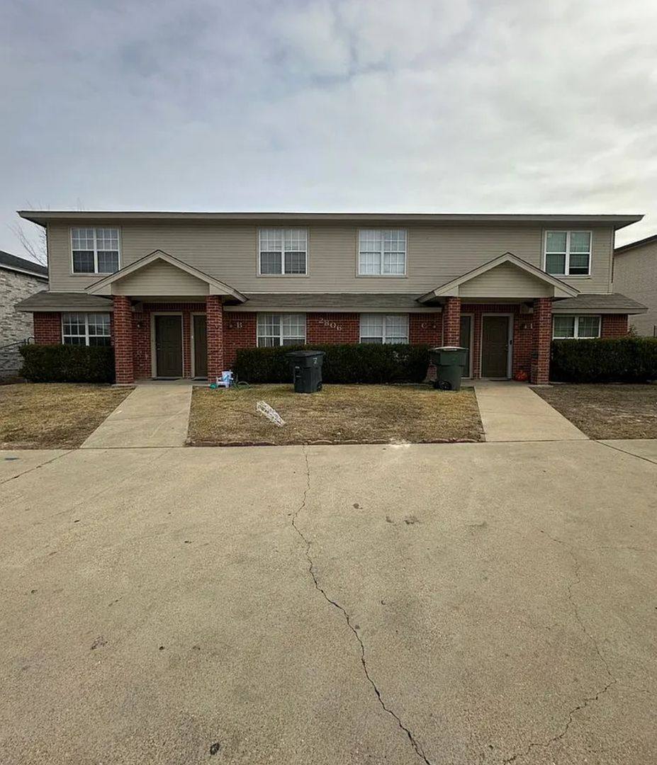 Apartment for rent at 2806 Leroy Circle, Killeen, TX 76542