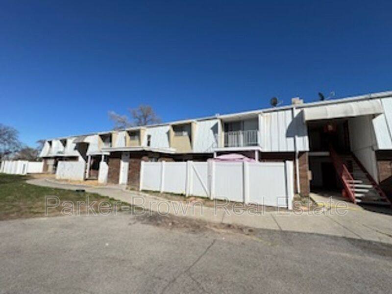 Apartment for rent at 3414 So 300 E #6, Salt Lake City, UT 84115
