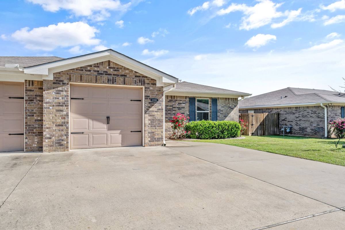 Townhouse for rent at 12400 Kara Lynn Place, Tyler, TX 75704