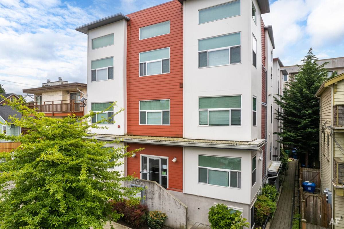 Apartment for rent at 1715 NW 58th St, Seattle, WA 98107