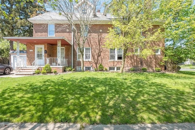 Apartment for rent at 1508 Parkhill Rd, Cleveland, OH 44121