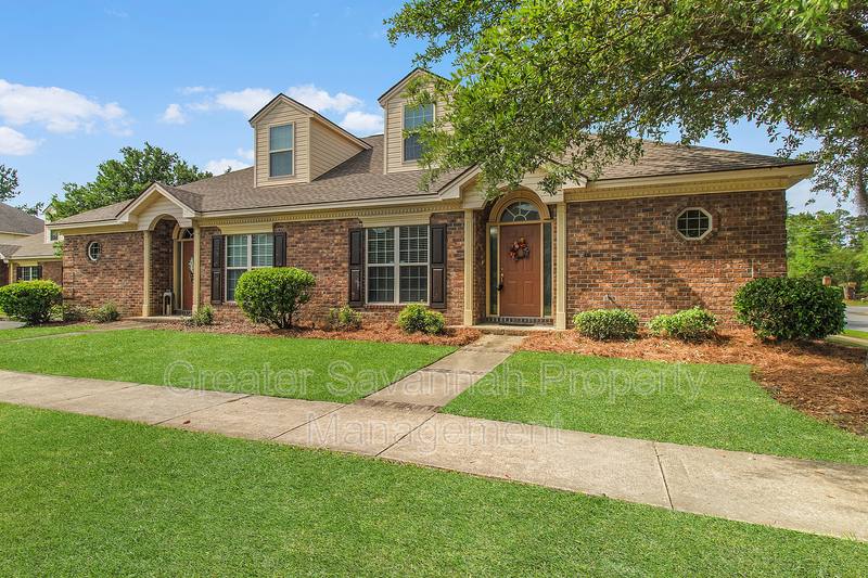 Townhouse for rent at 201 Foxbury Square, Pooler, GA 31322