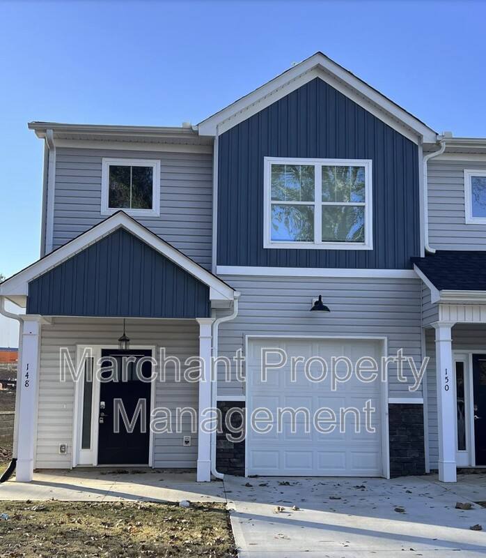 Townhouse for rent at 148 N Church St, Duncan, SC 29334