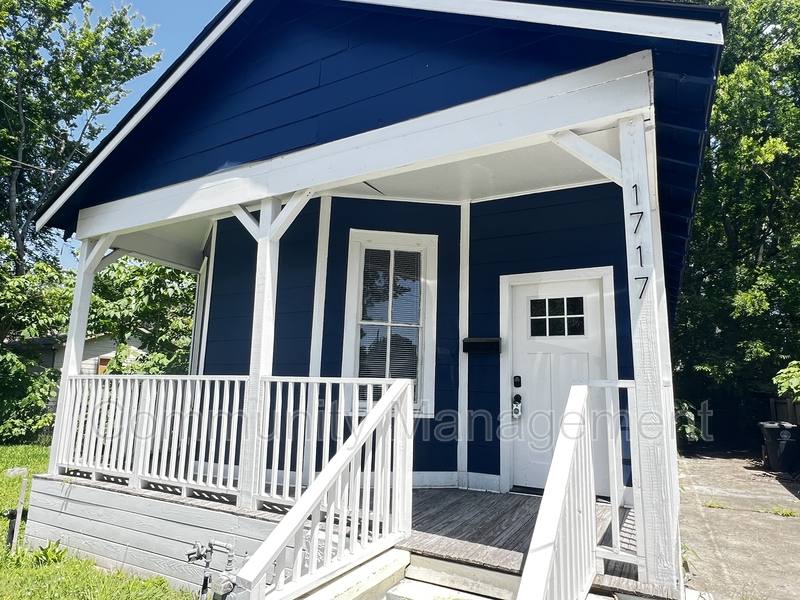 House for rent at 1717 Bynum Ave, Baton Rouge, LA 70802