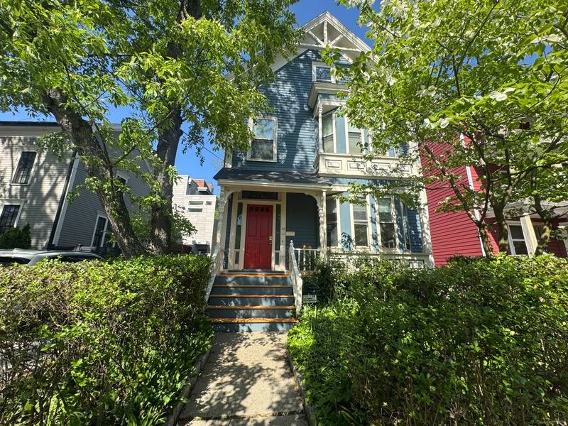 Apartment for rent at 30 Carver St #2, Cambridge, MA 02138