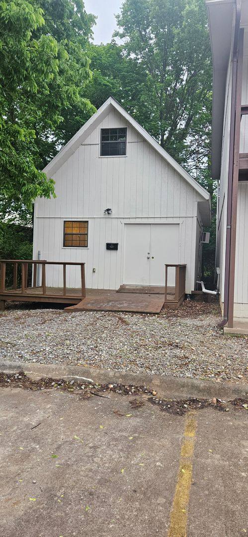 Apartment for rent at 628 N Whitham, Fayetteville, AR 72701