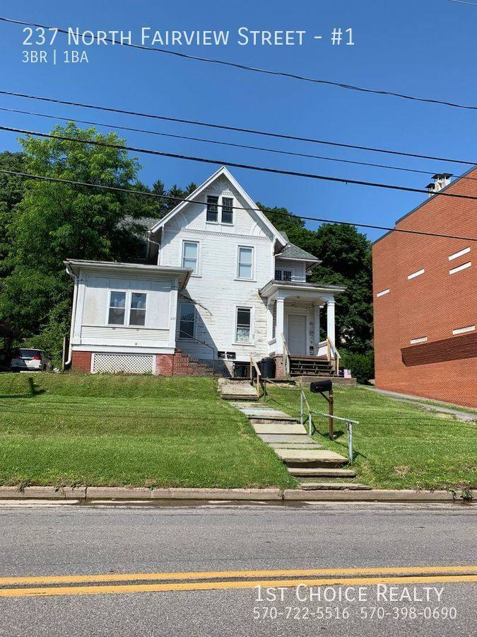 Apartment for rent at 237 N Fairview St #1, Lock Haven, PA 17745