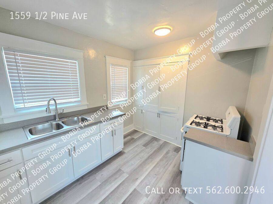 Apartment for rent at 1559 1 2 Pine Ave, Long Beach, CA 90813