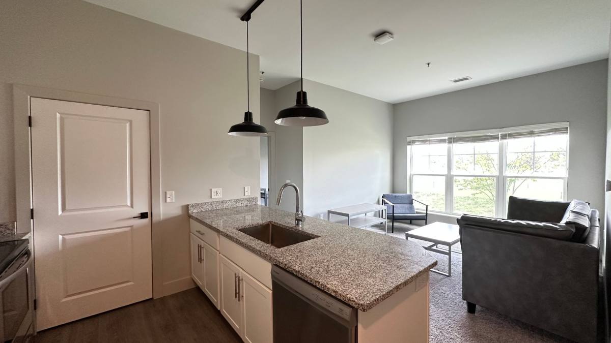 Apartment for rent at 155 Cascade Blvd Building A Room #116, Lansing, MI 48912
