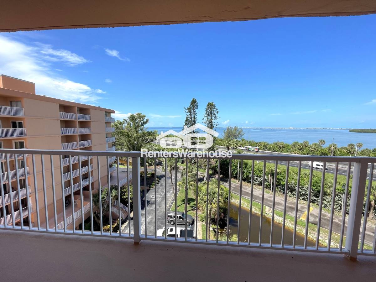 Condo for rent at 7430 Sunshine Skyway Lane S #705E, Saint Petersburg, FL 33711