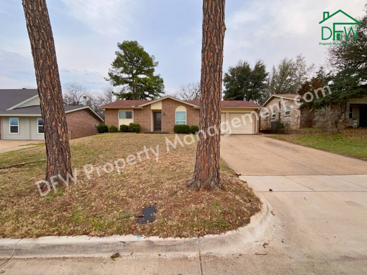 House for rent at 603 Shelmar Dr, Euless, TX 76039