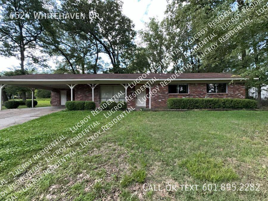 House for rent at 4524 Whitehaven Dr, Jackson, MS 39204