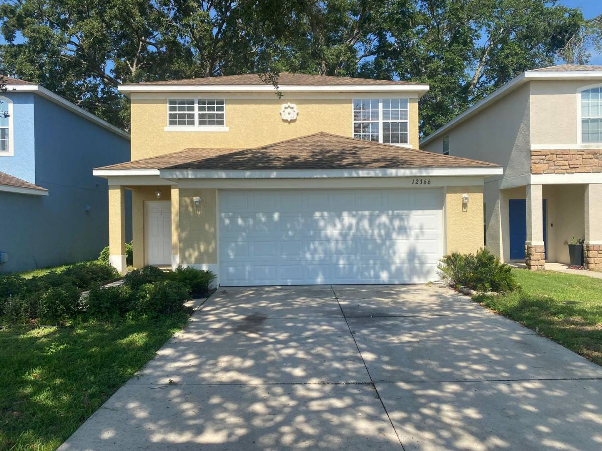 House for rent at 12366 NE 50th View, Oxford, FL 34484