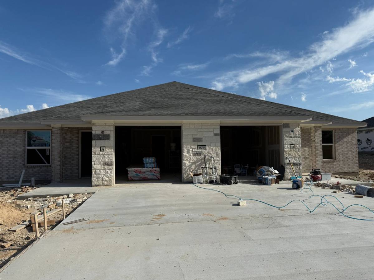 Townhouse for rent at 1606 Pima Trail, Harker Heights, TX 76548