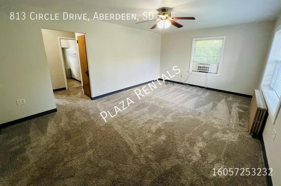 Apartment for rent at 1101 N 1st St #2, Aberdeen, SD 57401