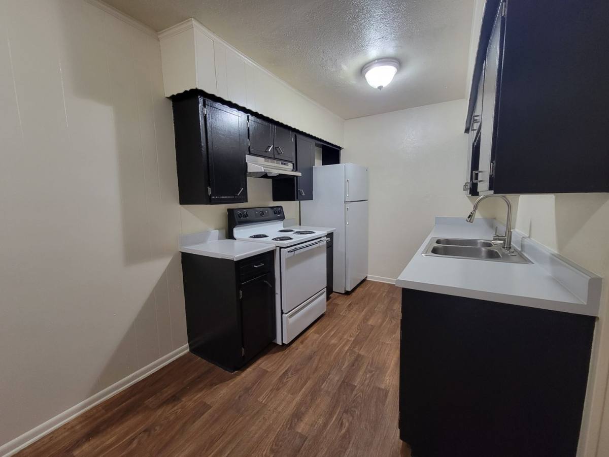 Apartment for rent at 1814 B Hunt St, Commerce, TX 75428