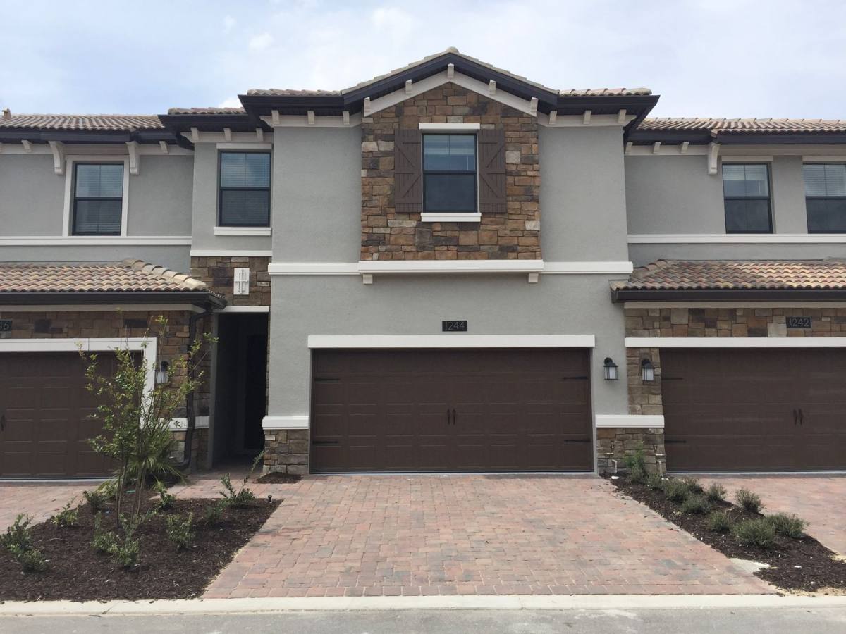 Townhouse for rent at 1244 Payne Stewart Dr, Davenport, FL 33896