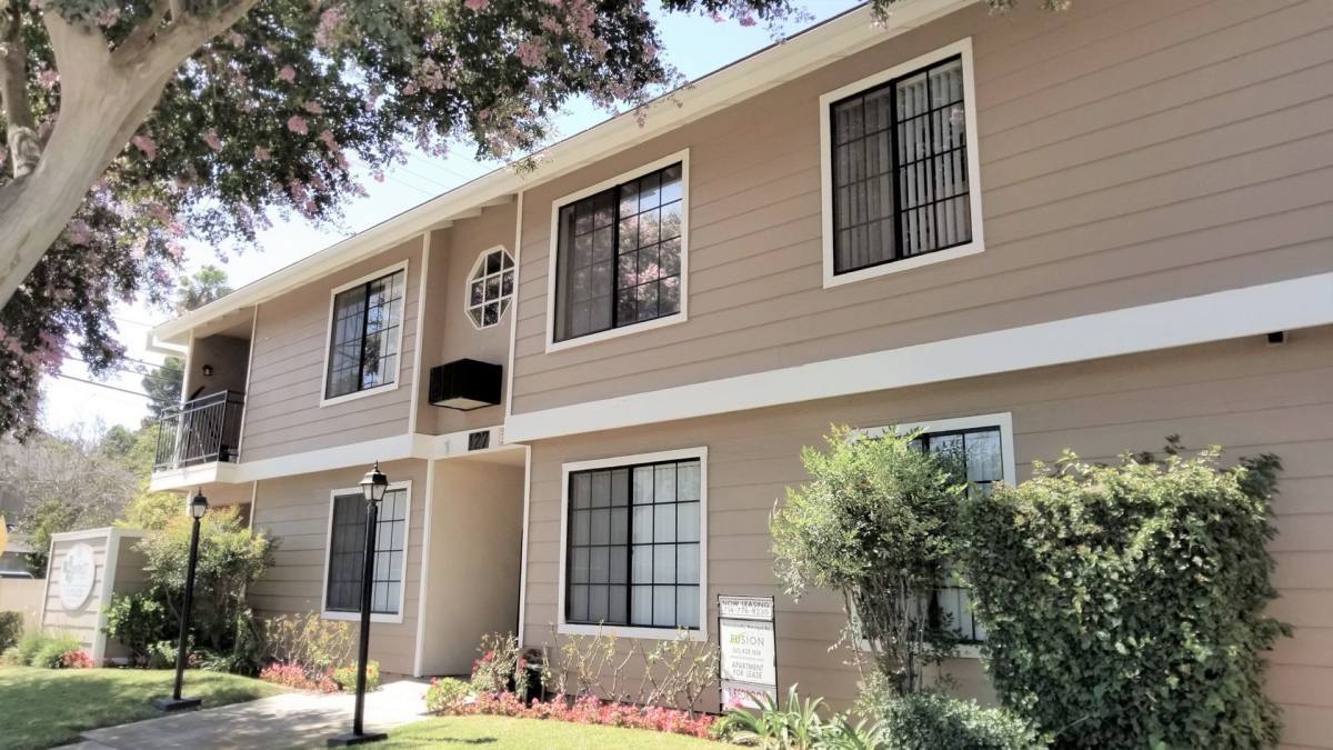 Apartment for rent at 127 W Cypress St, Anaheim, CA 92805