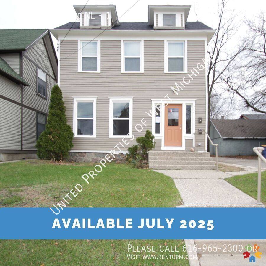 Apartment for rent at 314 College Ave NE #1, Grand Rapids, MI 49503