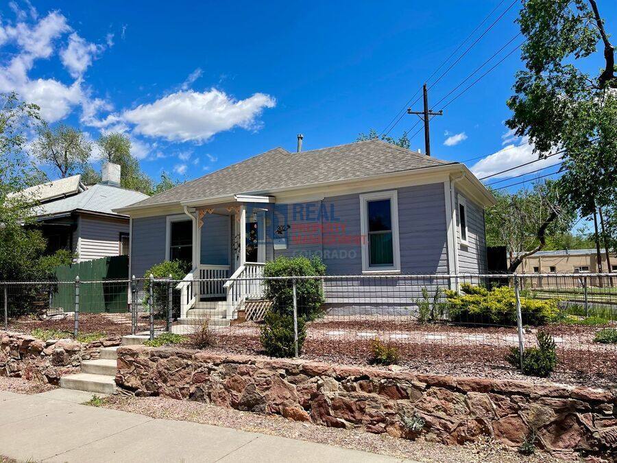 House for rent at 902 W Cucharras St, Colorado Springs, CO 80905