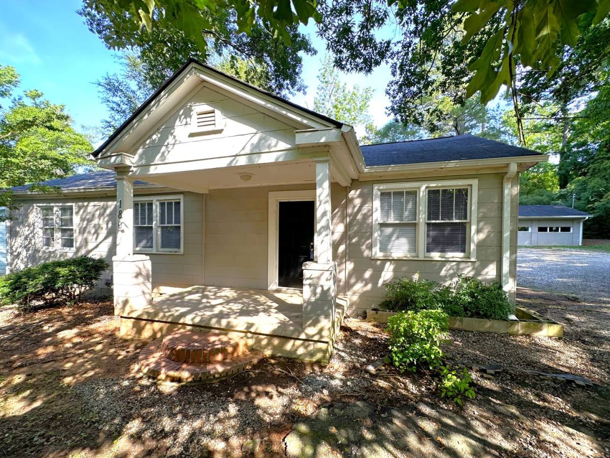 House for rent at 180 Indiana Ave, Athens, GA 30605