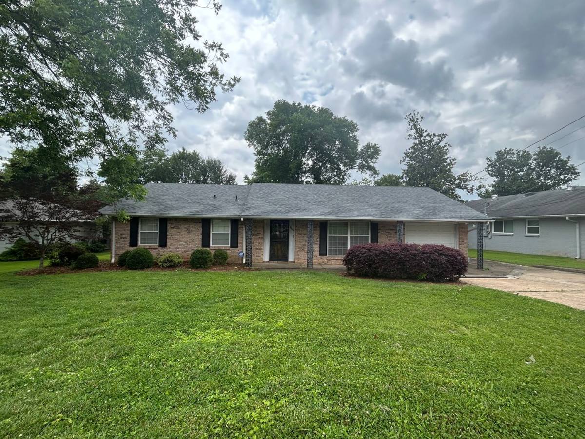 House for rent at 1804 Nixon Ave NE, Huntsville, AL 35811