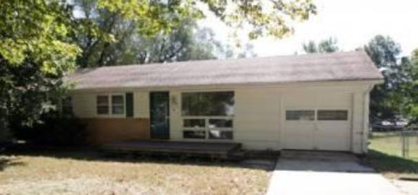 House for rent at 11209 E 49th St, Kansas City, MO 64133