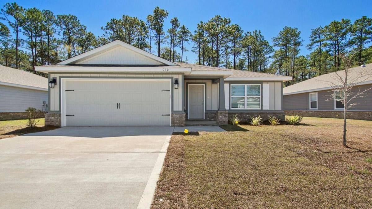House for rent at 670 Riverwalk Circle, Freeport, FL 32439