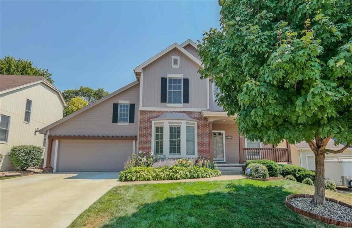 House for rent at 9605 S 28th Ave, Bellevue, NE 68147