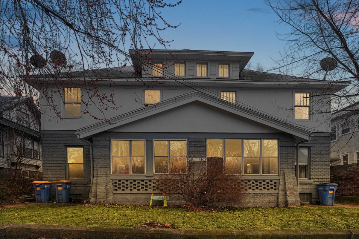Townhouse for rent at 910 Worden St SE #2, Grand Rapids, MI 49507