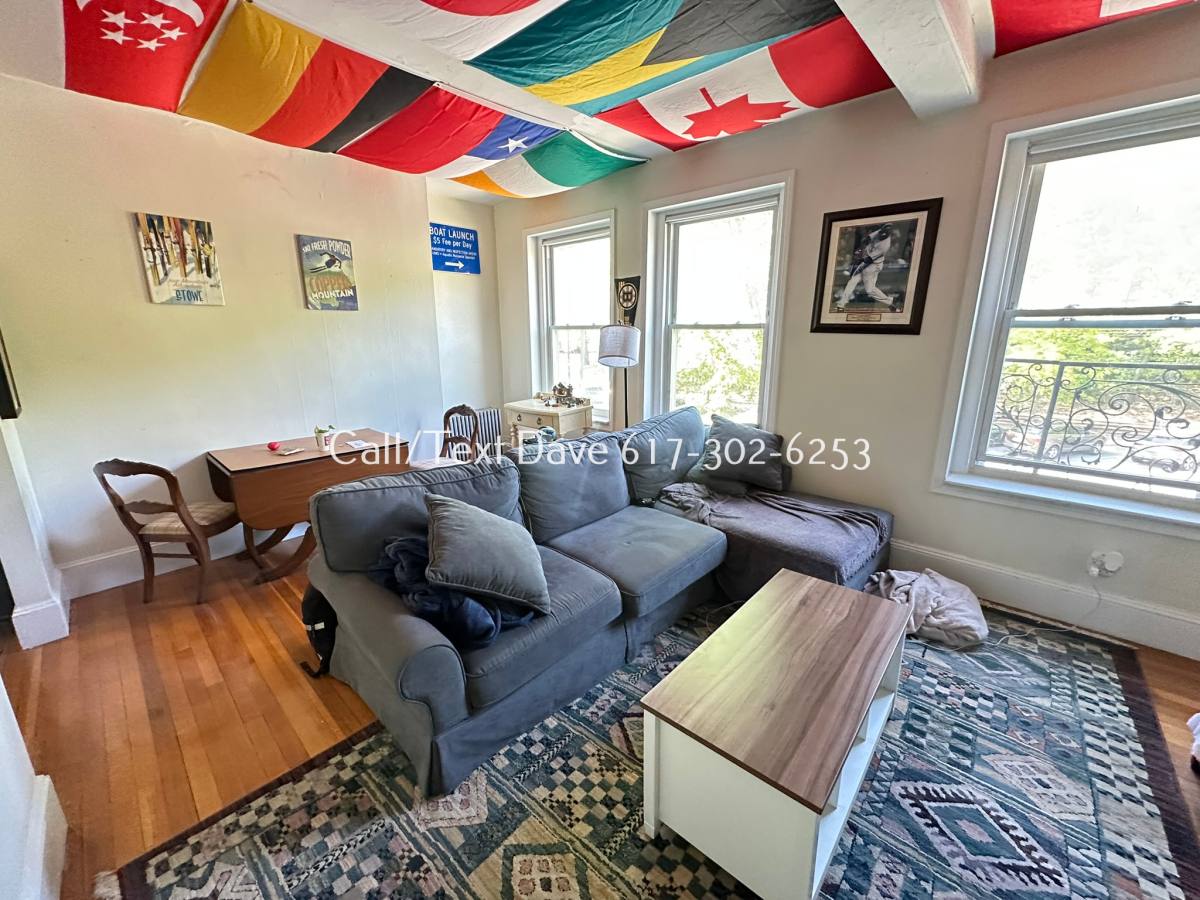 Apartment for rent at 1589 Beacon St #6, Brookline, MA 02446
