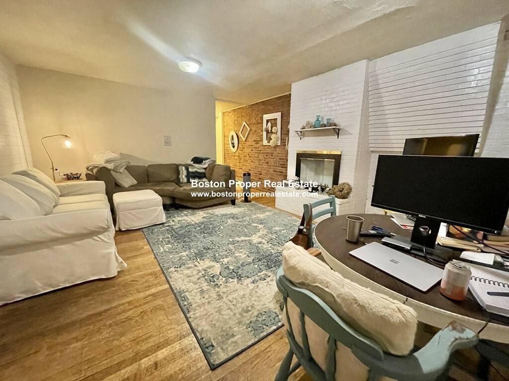 Apartment for rent at 337 Beacon St #1, Boston, MA 02116