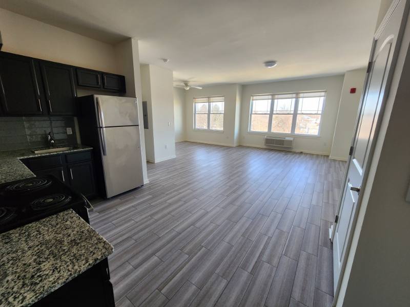 Apartment for rent at 510 Hamilton St, Somerset, NJ 08873
