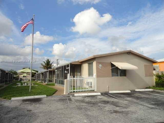 Condo for rent at 2211 Lincoln St #7, Hollywood, FL 33020