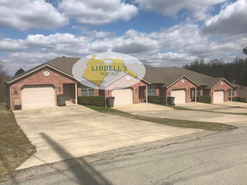 Apartment for rent at 5205 Cache Rd #3, Paragould, AR 72450