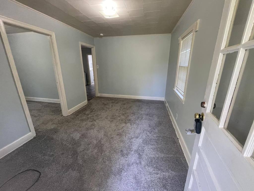 Apartment for rent at 707 S Pine St, Laurinburg, NC 28352