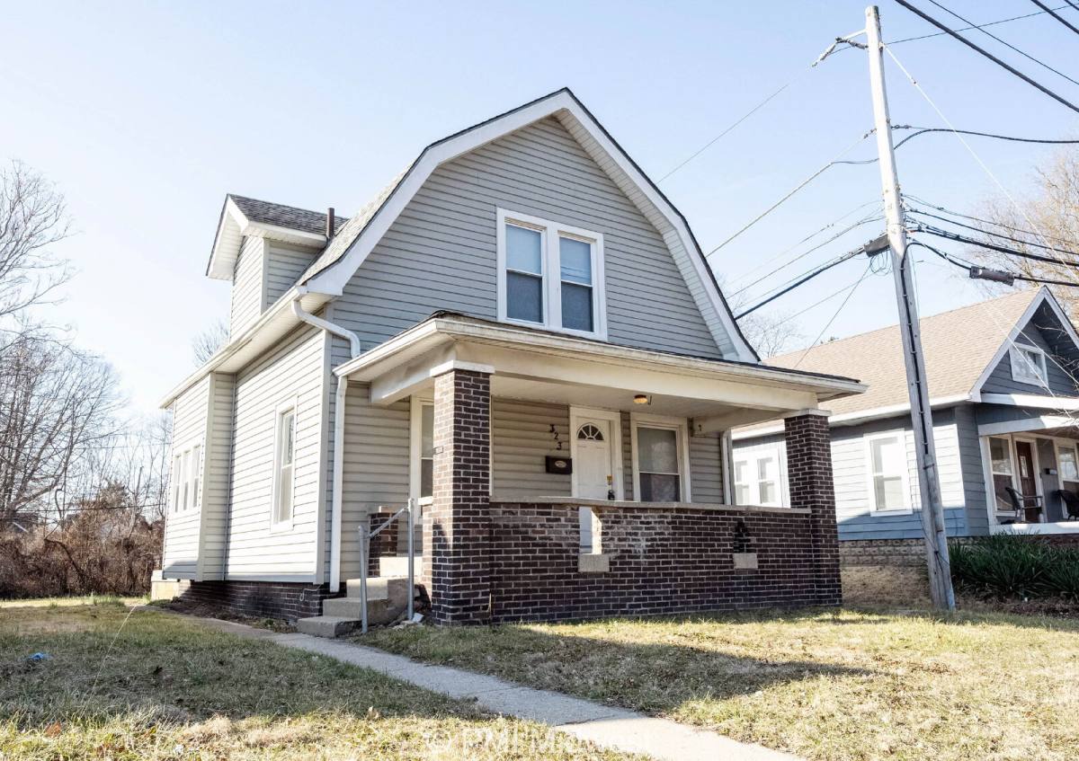 House for rent at 323 W 40th St, Indianapolis, IN 46208