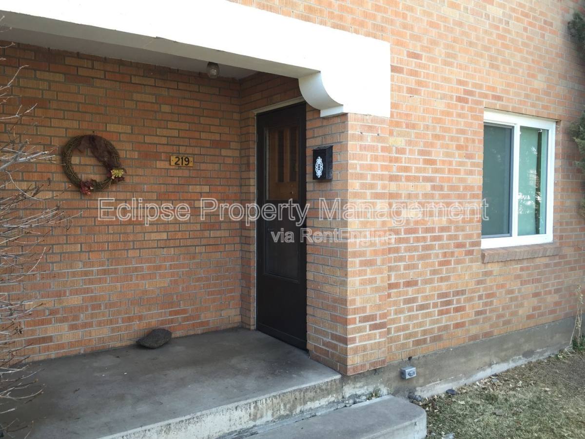 Apartment for rent at 219 Edison Ave, Alamosa, CO 81101