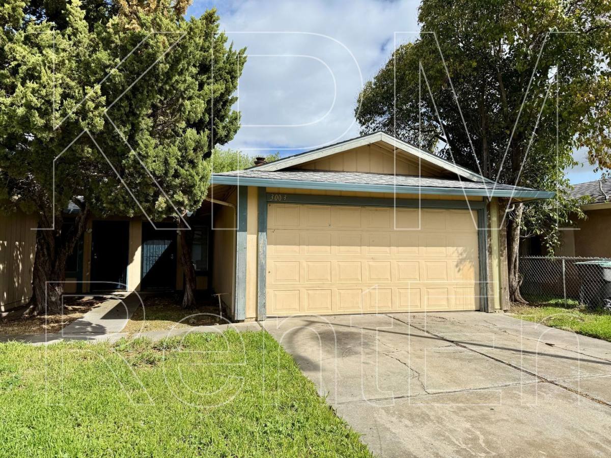 Apartment for rent at 3003 Amherst Dr, Stockton, CA 95209