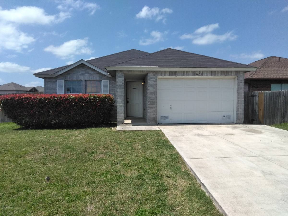 House for rent at 8903 Dakota Run, Converse, TX 78109